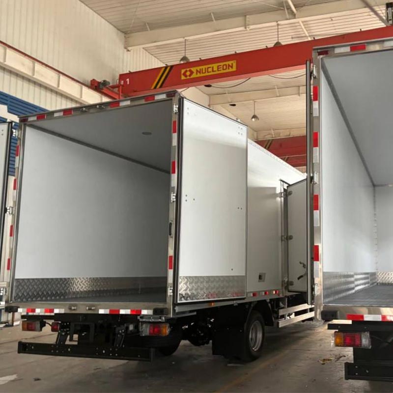 Kepiye Badan Truk Kering PU Inti Nambah Efisiensi Transportasi Modern?
